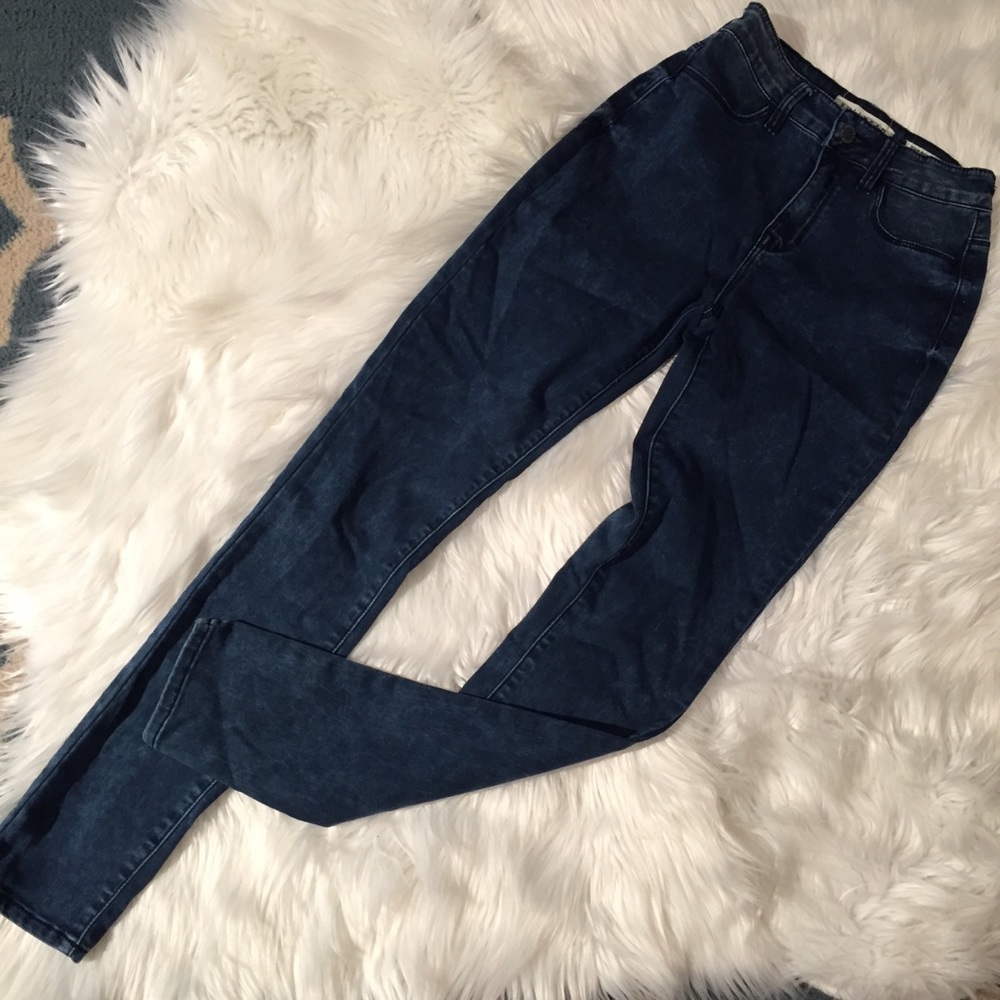 Bullhead Skinny Jeans size 25